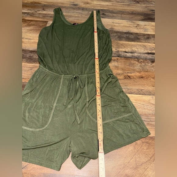 Adome Romper - Picture 3 of 7